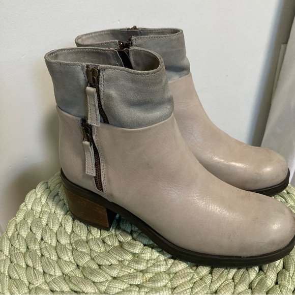 Manas Light Gray Leather/Suede Distressed Rustic Zip Up Chunky Heel Boots - Picture 2 of 5